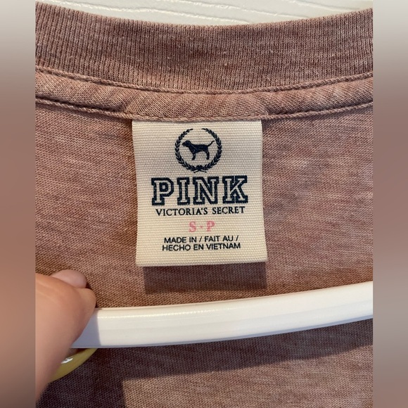 PINK vneck shirt - Picture 4 of 6